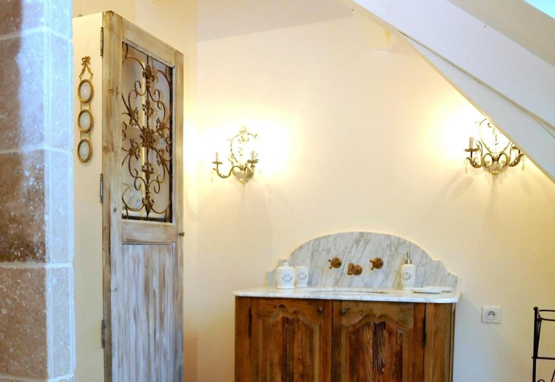 L'Orangerie Du Grand Jardin Villa Condé-sur-Seulles Exteriör bild