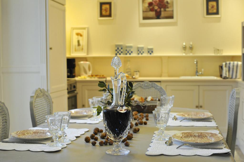 L'Orangerie Du Grand Jardin Villa Condé-sur-Seulles Rum bild