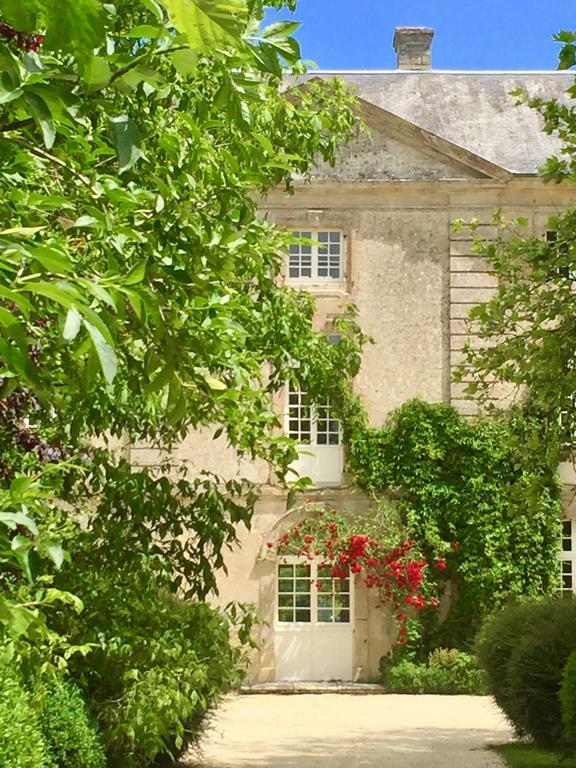 L'Orangerie Du Grand Jardin Villa Condé-sur-Seulles Exteriör bild